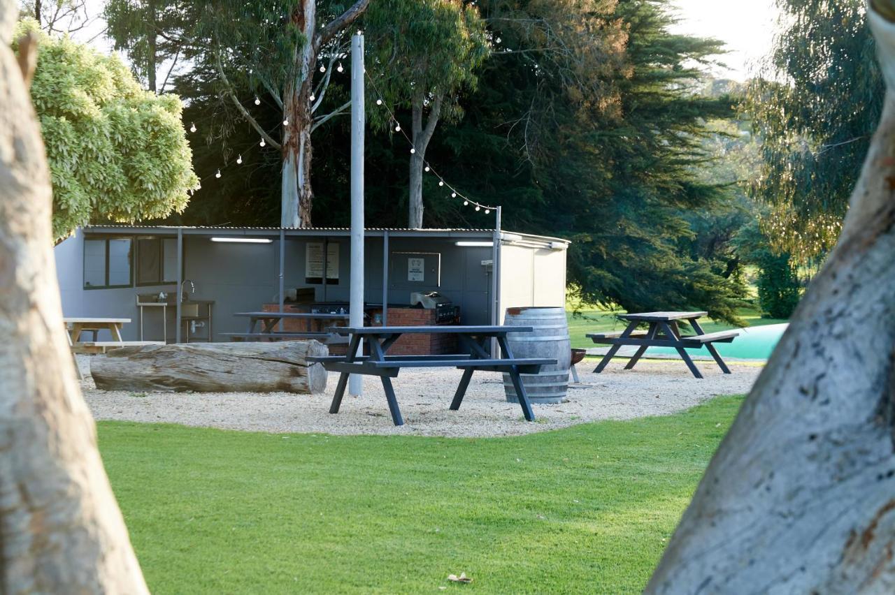 Pine Country Caravan Park Mount Gambier Exterior foto